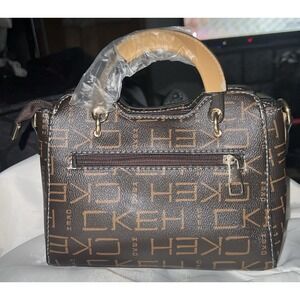 New Handheld Small Square Bag Fashionable Girl One Shoulder Small Bag